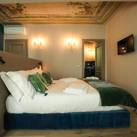 Sant'Eufemia 30 Bed and Breakfast Modena Eksteriør billede