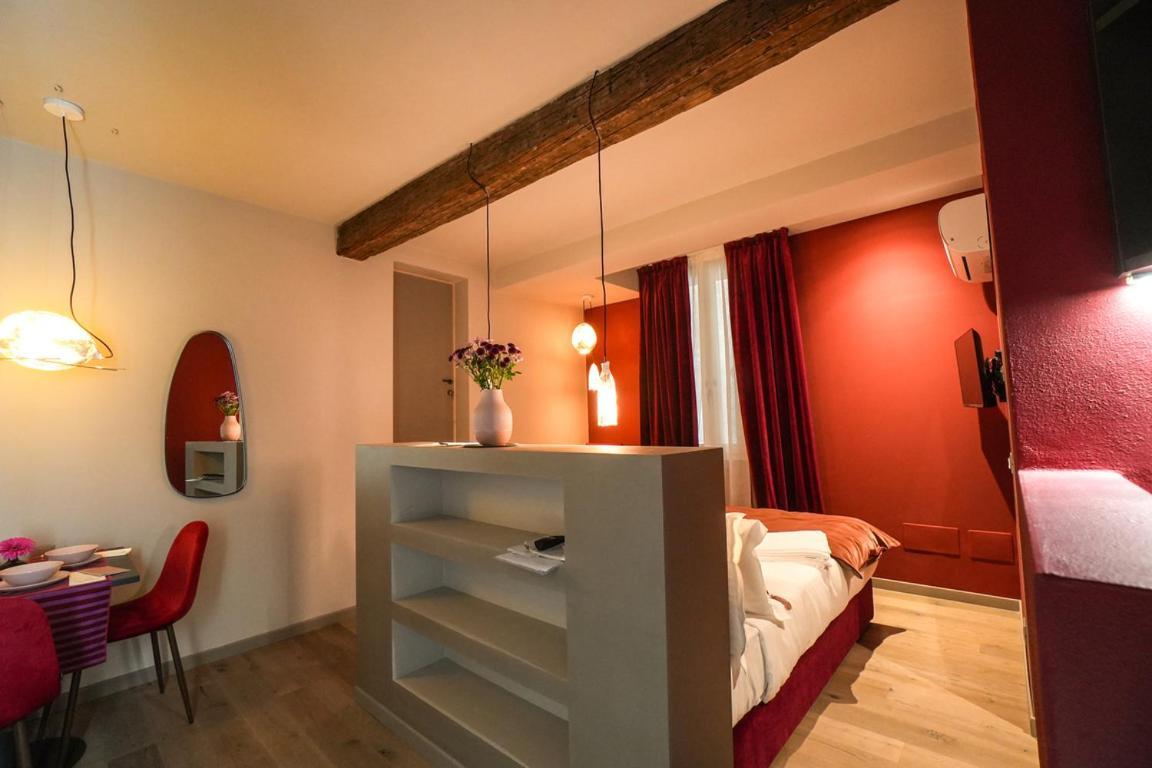 Sant'Eufemia 30 Bed and Breakfast Modena Eksteriør billede